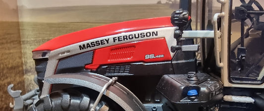NEW MODEL REVIEW - Universal Hobbies Massey Ferguson 9S.425