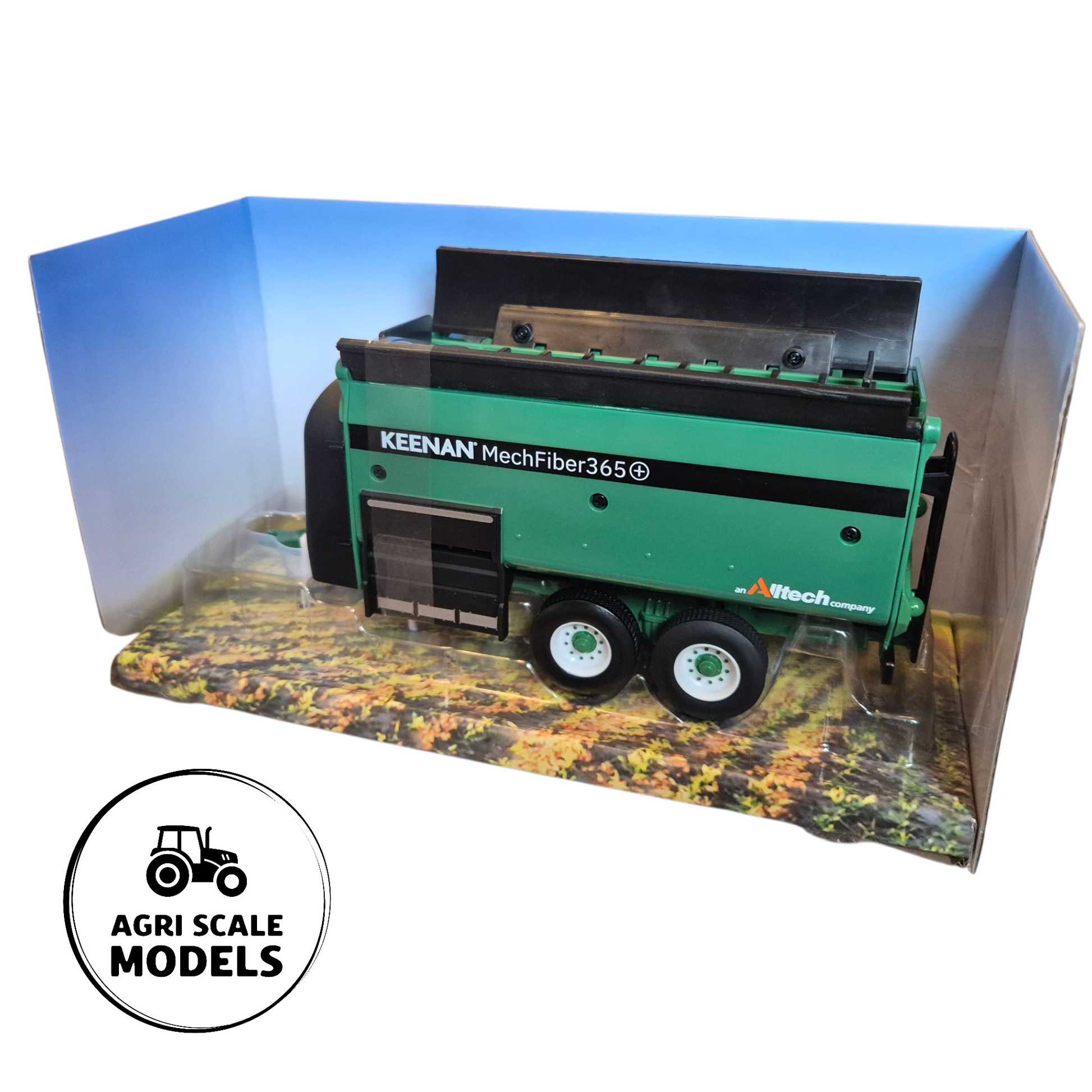 Keenan MechFiber 365 Plus Feeder Wagon – 1:32 Scale Model by Britains out of box