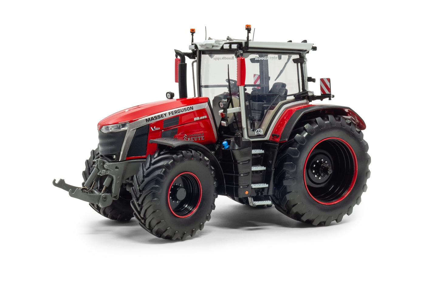 Massey Ferguson 8S.225 Farmcontractor Beute Roodkapje – 1:32 Limited Edition Model by Universal Hobbies (pre-order)