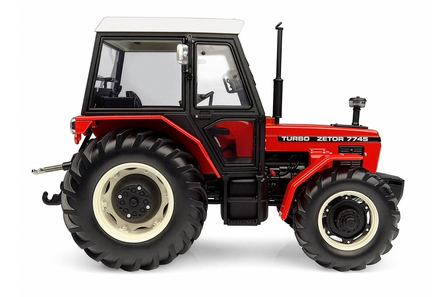Zetor 7745 4WD – 1:32 Scale Model by Universal Hobbies (pre-order)