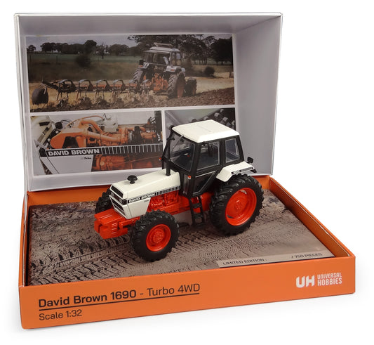 David Brown 1690 Turbo 4WD (1982–1983) – 1:32 Farm Model by Universal Hobbies (Pre-order)