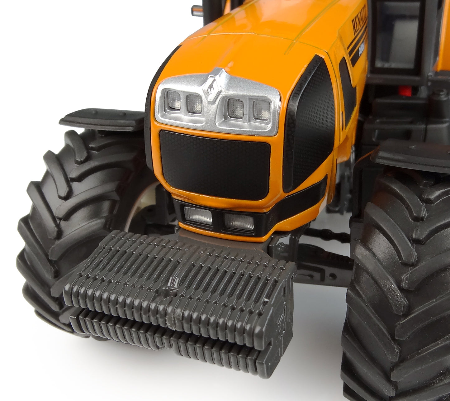 Renault Atles 926RZ with Front Weight – 1:32 Farm Model by Universal Hobbies