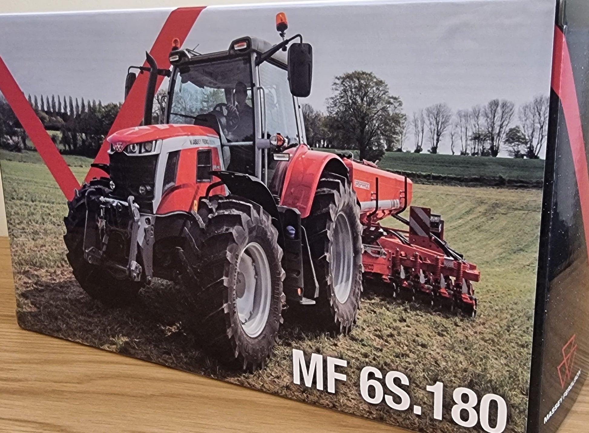 Unversal Hobbies Massey Ferguson 6S.180 model tractor